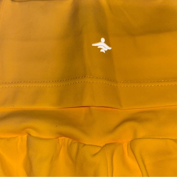 HALARA SoftlyZero Airy Super High Waisted Cool Touch Yoga Shorts with Pockets - Picture 4 of 4